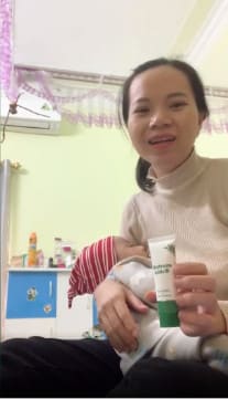 Mẹ Mai từng khủng hoảng vì con bị hăm tã quá nặng