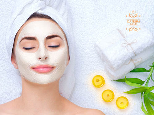 Đắp mặt nạ tự nhiên giúp mụn bọc ở má nhanh chóng xẹp đi.