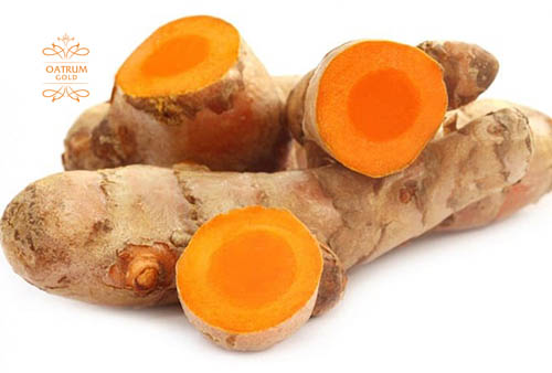  Nghệ tươi vàng không chỉ trị được mụn mà còn làm mờ vết thâm rất hiệu quả.