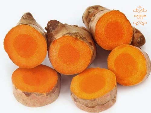  Tinh chất trong nghệ tươi giúp lấp đầy sẹo và loại bỏ thâm da rất tốt.