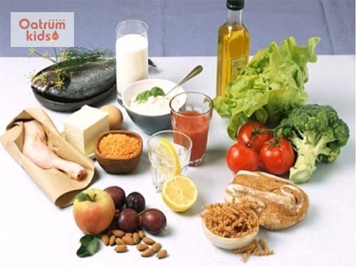  Chế độ ăn uống đủ dưỡng chất sẽ giúp trẻ tăng cân nhanh