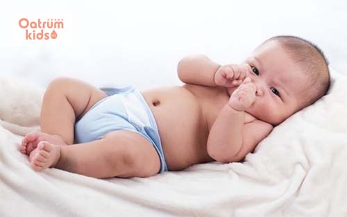  Trẻ sơ sinh dễ bị táo bón bởi hệ thống tiêu hoá của trẻ chưa hoàn chỉnh.