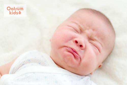 Viêm ruột khiến trẻ khó chịu, quấy khóc