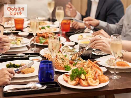  Người bị viêm da dị ứng kiêng ăn hải sản