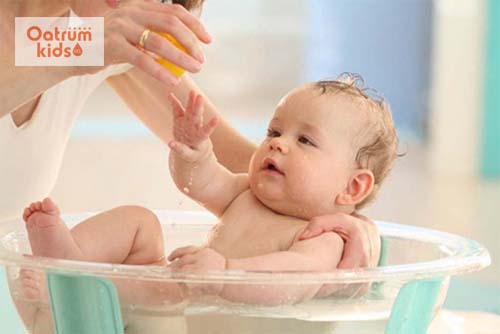  Chăm sóc bé đúng cách để phòng và ngăn ngừa viêm da tái phát