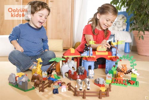  Bệnh tay chân miệng lây truyền qua đường tiếp xúc