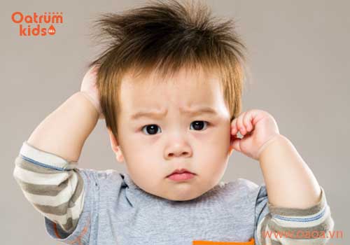 Trẻ gãi ngứa liên tục có thể gây trầy xước da