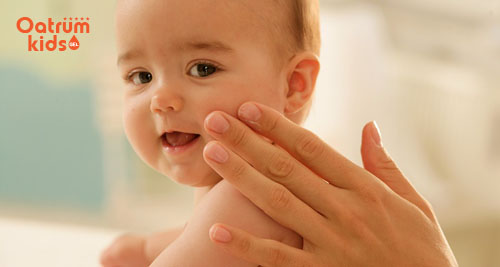 Kem bôi trị muỗi đốt có chứa corticoid sẽ gây teo da, rạn da ở trẻ