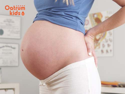  Bụng bầu tụt xuống đánh dấu mốc sắp sinh cho mẹ