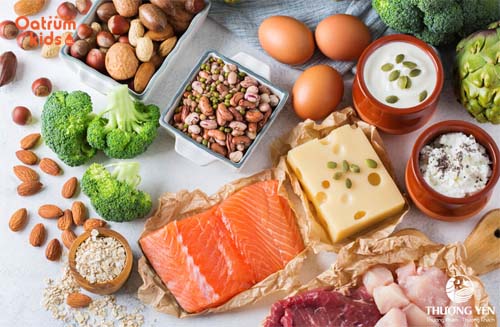  Các nhóm thức ăn mẹ sau sinh nên bổ sung vào chế độ hàng ngày