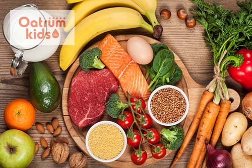 Mang thai tuần thứ 35 cần bổ sung đủ canxi, sắt và các vitamin cần thiết.