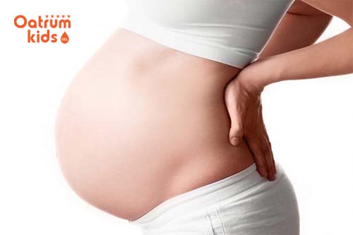 Các mẹ sắp sinh thường thấy đau mỏi lưng, gò tử cung.