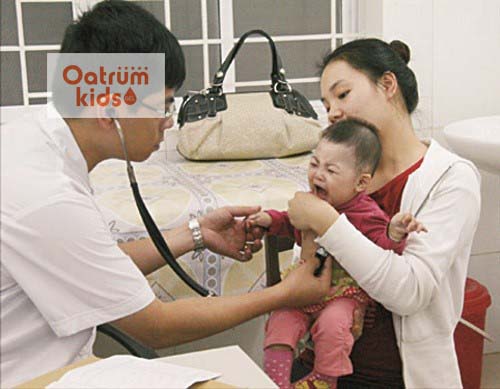  Nên đưa trẻ đến các cơ sở y tế để được khám và điều trị sớm nhất