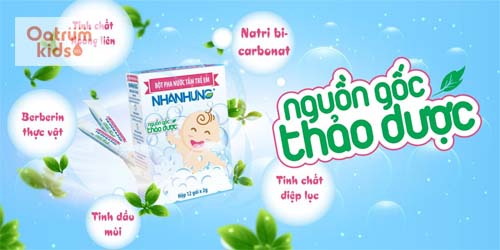 Bột tắm Nhân Hưng nguồn gốc thảo dược giúp làm dịu các vết mề đay hiệu quả