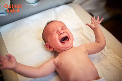 Ngoài mẩn ngứa mề đay, trẻ có thể bị sốc phản vệ do dị ứng thực phẩm