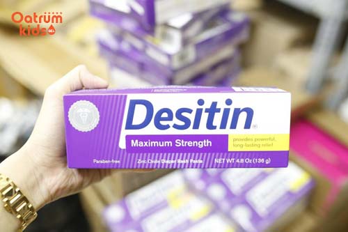 Để trị hăm mẹ nên chọn Desitin màu tím