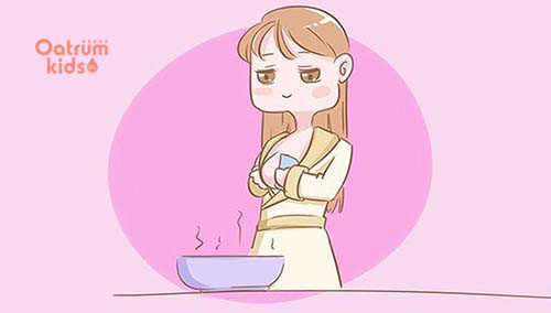  Khi bé không bú mẹ hãy tiến hành vệ sinh đầu ti