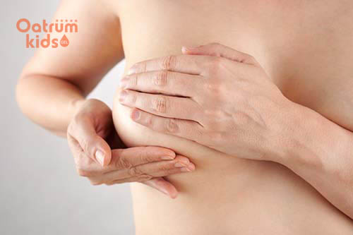  Vệ sinh bầu ngực đúng cách giúp vết nứt nhanh liền