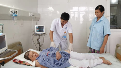 Giai đoạn 3 và 4 cần có sự can thiệp ngoại khoa