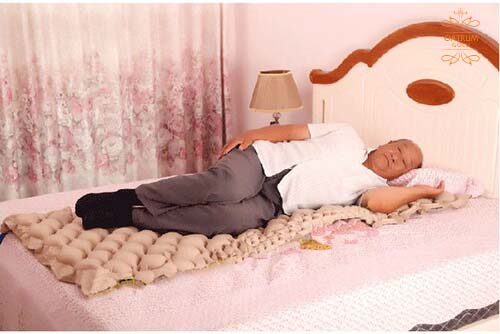 Miếng lót chống loét giúp giảm áp lực tỳ đè lên da