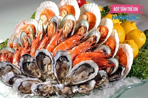 Hải sản chứa histamine là chất gây dị ứng hàng đầu đối với trẻ.