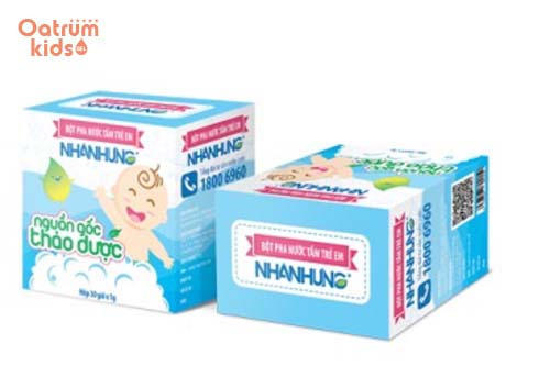 Trẻ bị rôm sảy đừng quên sử dụng Bột tắm Nhân Hưng