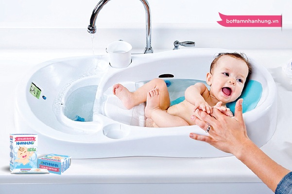 Bột tắm thảo dược giúp điều trị mụn nhọt ở trẻ sau 3-5 ngày